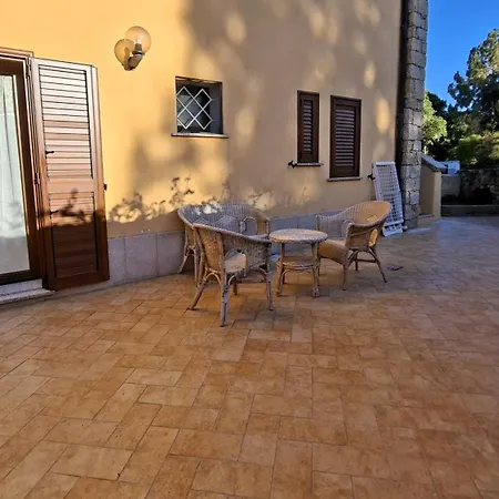 Apartamento Sarra Di Entu